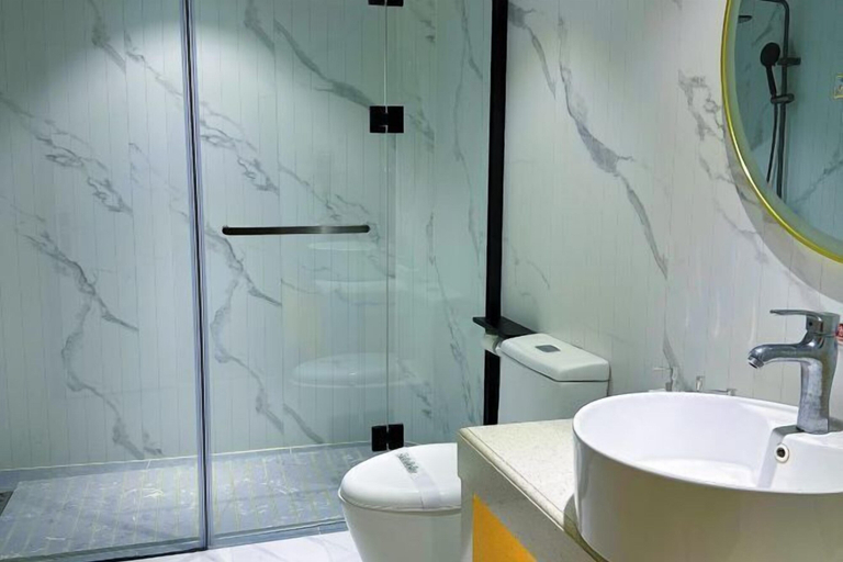 Bathroom 4, Huiqian Hotel (Zhaotong Fortune Store), Zhaotong