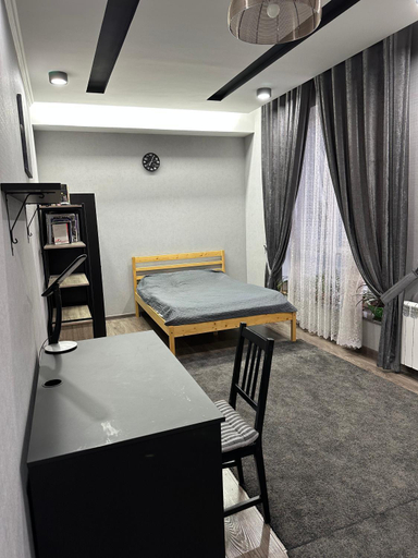 Others 5, Ultra Hostel, Rudaki