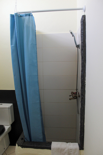 Bathroom 3, Casa Pé na Areia, Ponta Delgada