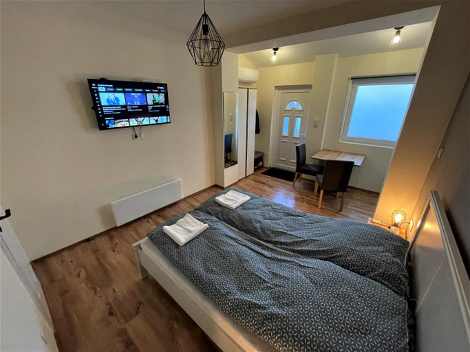 Others 3, Hanna Apartman, Debrecen