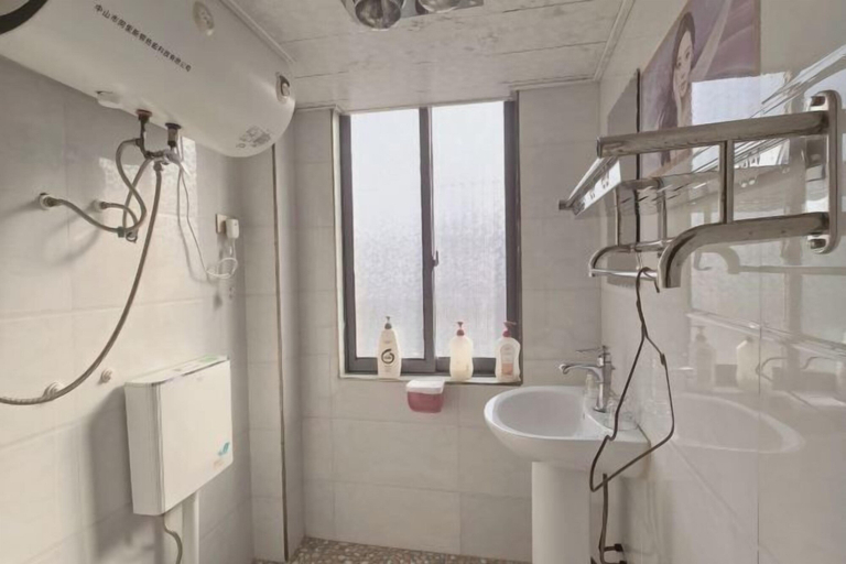 Bathroom, Zunyi Jiaren Hotel, Zunyi