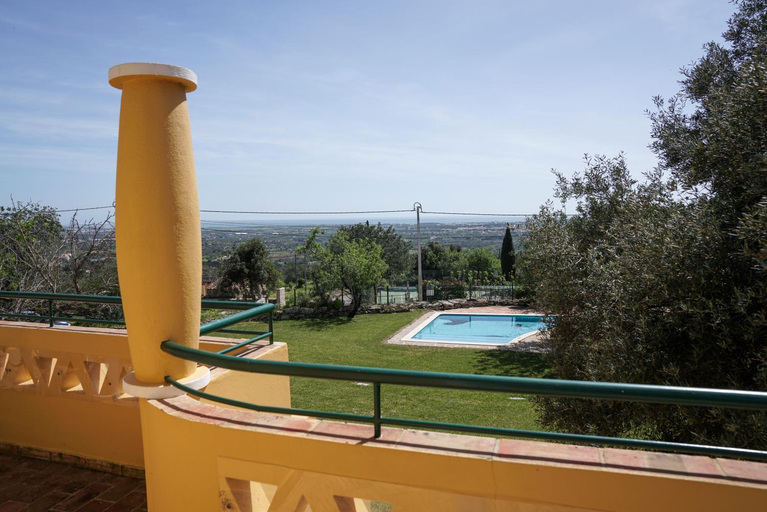 3, Vila Limao, Loulé