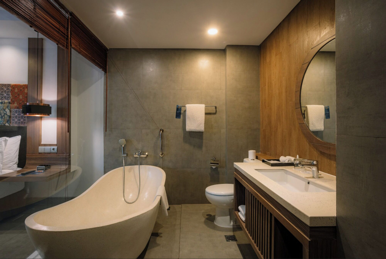 Bathroom 9