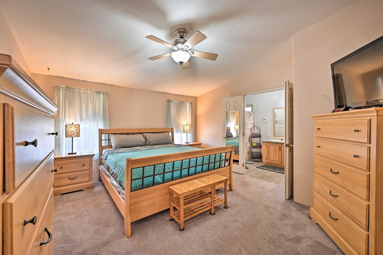 Others 4, Yuma Vacation Rental with Yard and Grills!, Yuma