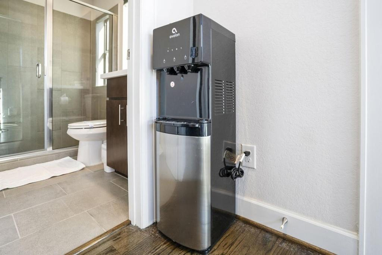 Bathroom 3, Clay Studio in the heart of EADO, Houston