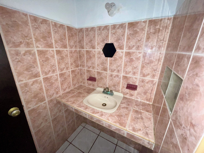 Bathroom 3, Hotel Chi Ibal Hu Cancun, Isla Mujeres