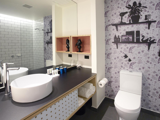 Bathroom 3
