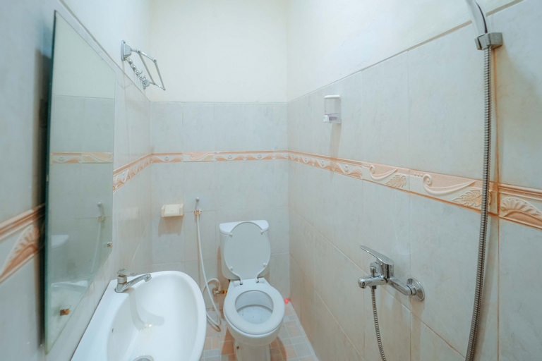 Bathroom 3