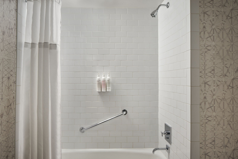 Bathroom 9