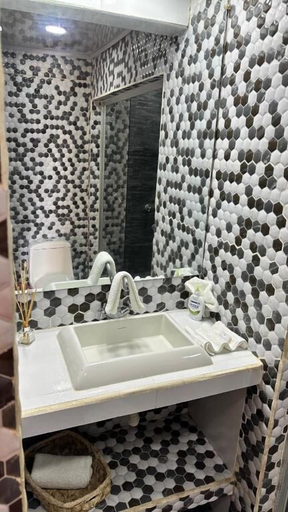 Bathroom 4, Emerald Luxe Suites, Laguna de Perlas