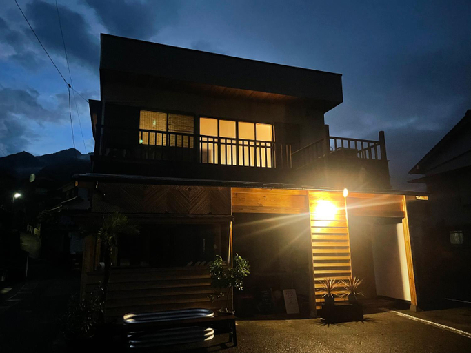 ATASHIKADAYS FARM&STAY Kumano kodo Beach front B&B, Kumano