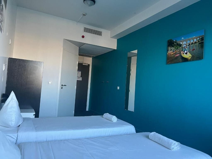 Bedroom 5, Résidence Internationale de Paris, Paris
