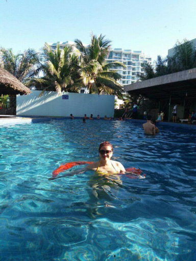 Swimming Pool 9