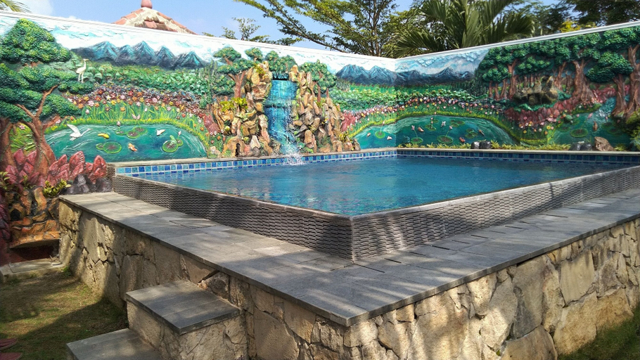 Sport & Beauty, Villa Malang MARRY IND Puncak Buring, Malang