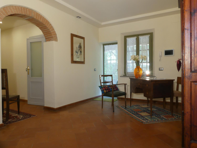 Public Area, Helichrysum, Florence