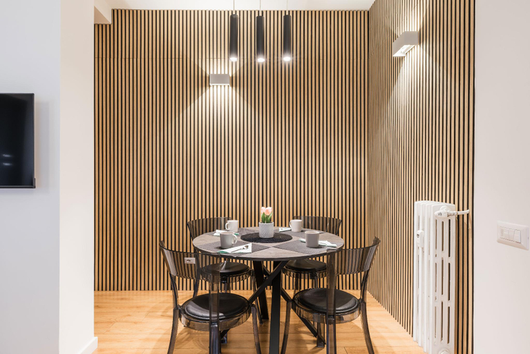 Others 5, THE FIFTH Properties, Rome