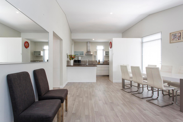 Others 5, Waverley apartment F-two bedrooms, wifi available, Gosnells