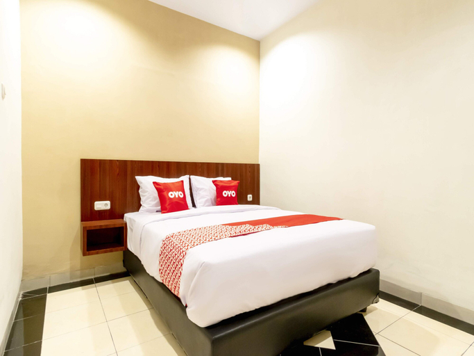 Bedroom 5, Capital O 1585 Ring Road Residence, Medan