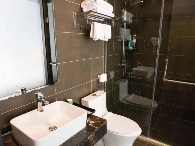 Bathroom 2, VX Hotel Xuzhou Suining Remin Road, Xuzhou