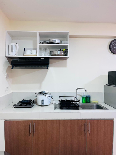 Others 5, One BR Condo Unit with WiFi & Netflix at One Oasis, Cagayan de Oro City