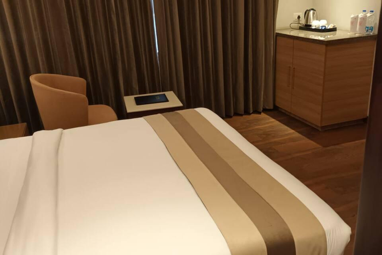 Bedroom 2, ANNTILIA INN, Ludhiana