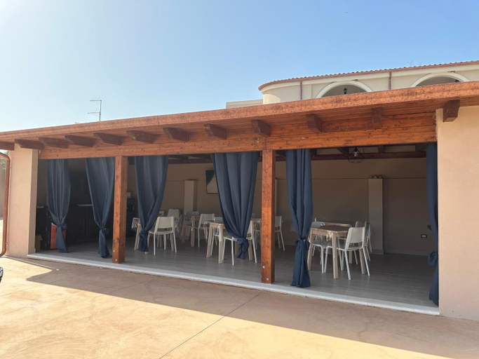 Exterior & Views 1, Villa Blue Paradise Relax con piscina a pochi minuti da Cagliari e dal mare, Cagliari
