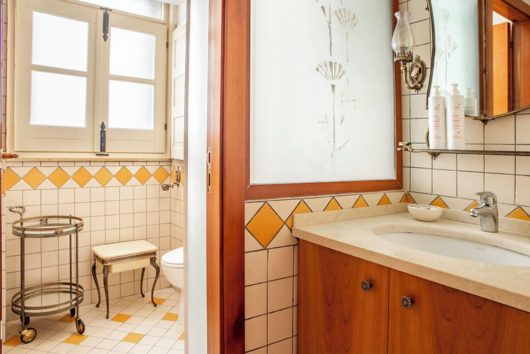 Bathroom 3, Duplex sul porto grande by Wonderful Italy, Syracuse