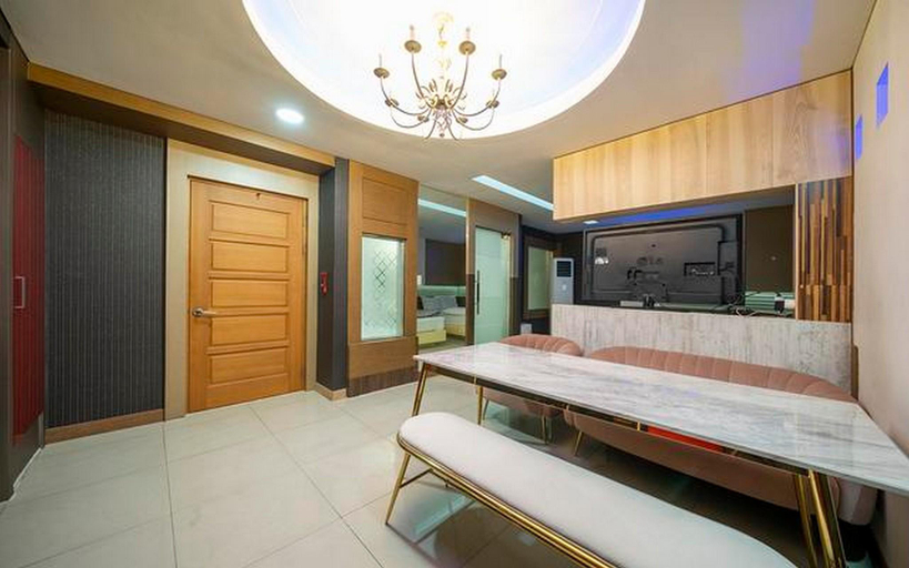 Others 5, Gyeongsan Instar Hotel, Dong