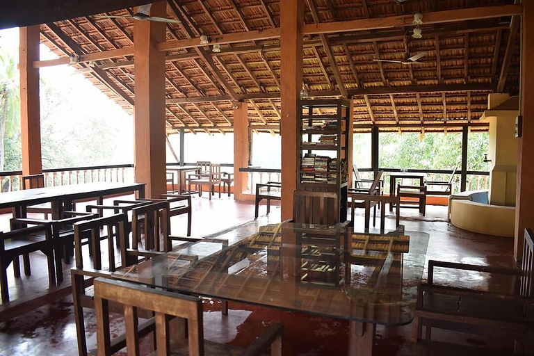 Food & Drinks 5, Salotel- near Mae De Deus Church, North Goa