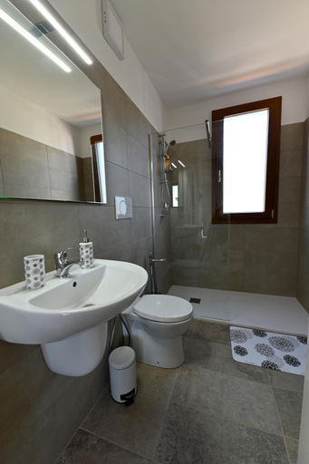 Bathroom 3, Boara Resort, Taranto