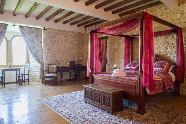 Bedroom 2, B&B Le Château de Morey, Meurthe-et-Moselle