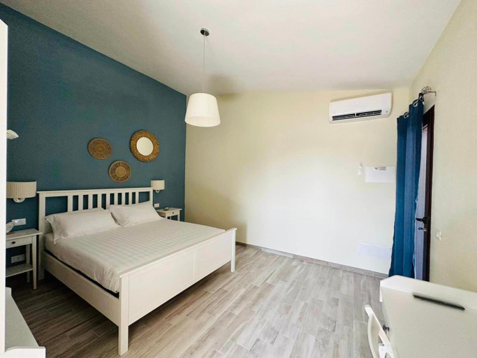Bedroom 3, Villa Blue Paradise Relax con piscina a pochi minuti da Cagliari e dal mare, Cagliari
