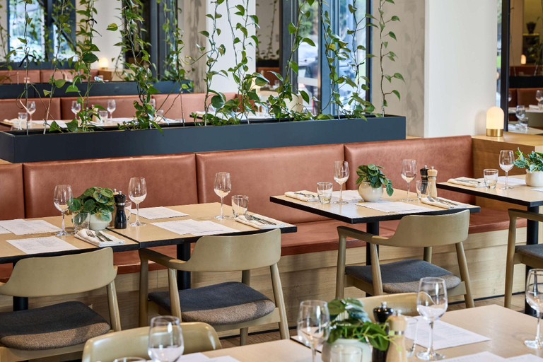 Food & Drinks 3, Vibe Hotel Melbourne Docklands, Melbourne