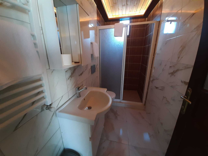 Bathroom, Simisso Kasaba Dağ Oteli, Kavak