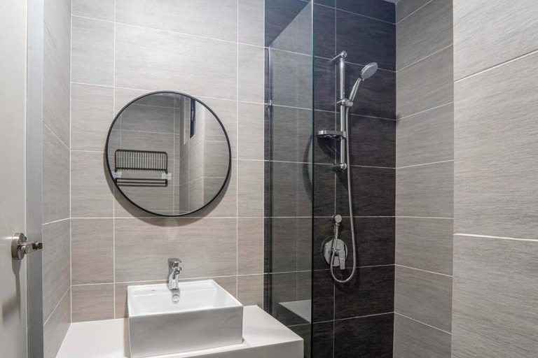 Bathroom 4, Trion @ KL by Airhost, Kuala Lumpur