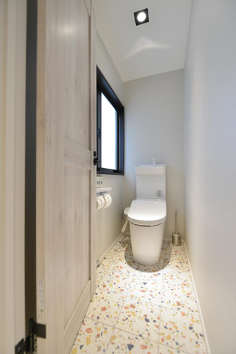 Bathroom 3, Real Life Meguro River Stylish 2BR 6Pax Shibuya, Setagaya