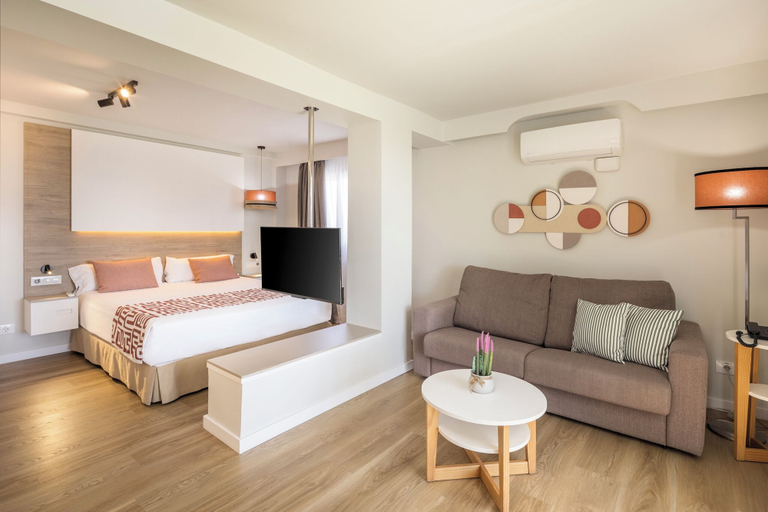 Bedroom 4, Hotel LIVVO Anamar Suites, Las Palmas