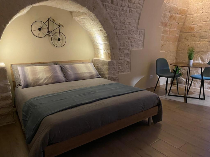 Others 2, Regina Bona Rooms, Bari