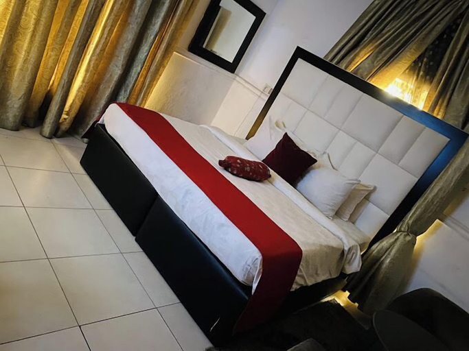 Room 4, Davvy Hotel and Apartments, AbujaMun