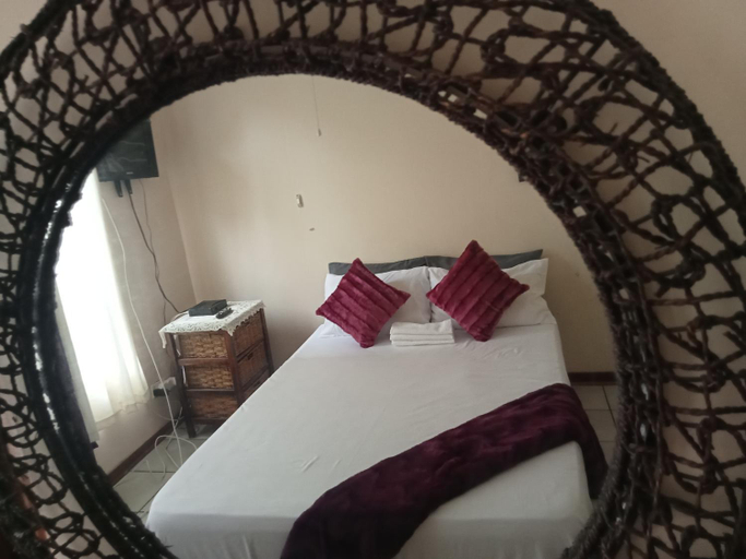 Bedroom 3, Holy and Joy guesthouse, Uthungulu