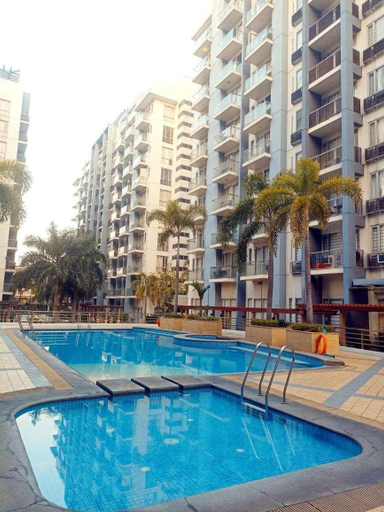 Others 5, One Palm Tree Condominium, Pasay City