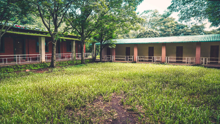 Public Area 2, Whispering Peepul Resort, Thane