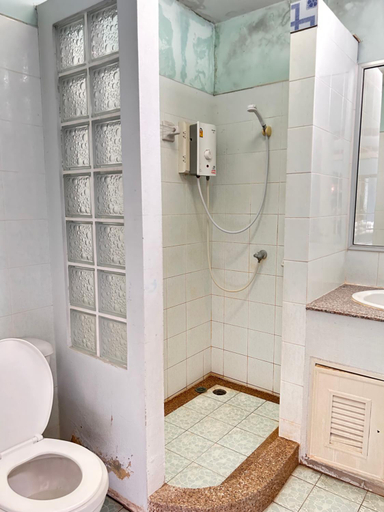 Bathroom 4, สถานตากอากาศบางปู สมุทปราการ Bang Pu Recreation Center Samut Prakan, Muang Samut Prakan