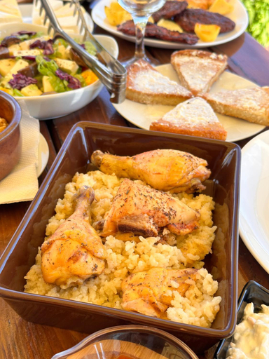 Food & Drinks
