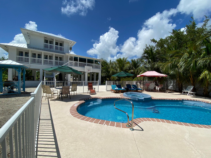 Ocean View with Pool, 4 bedroom Vila Near Key West, Monroe