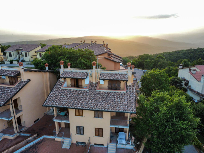 Montalcino Holidays, Siena