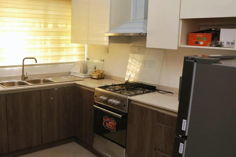 Private kitchen, Davvy Hotel and Apartments, AbujaMun