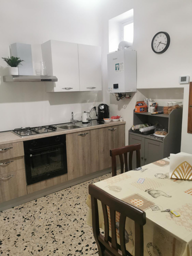 Others 3, B&B Zi Camillo, Salerno