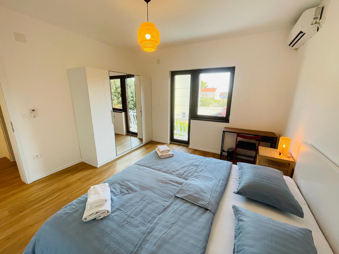 Others 4, Apartment Happy, Šibenik