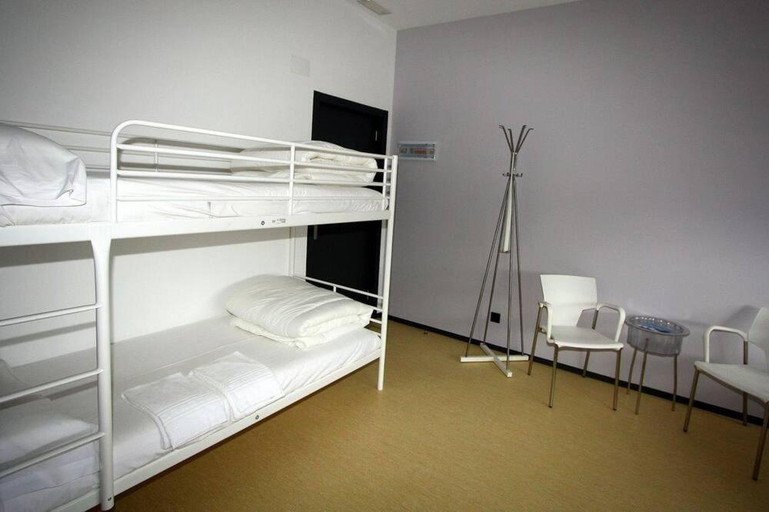 Others 5, Vigo Beds & Rooms, Pontevedra